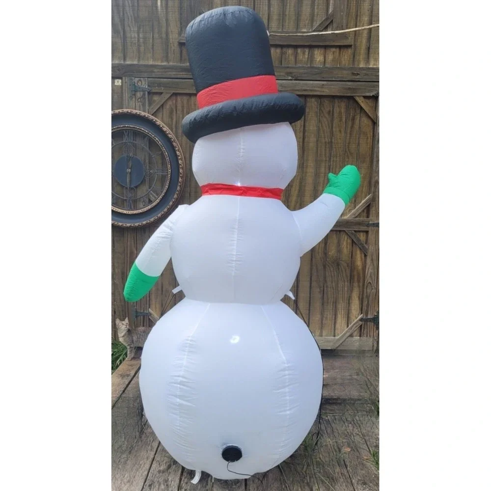7 Ft Holly Hat‎ Snowman LED Lighted Gemmy Airblown Inflatable